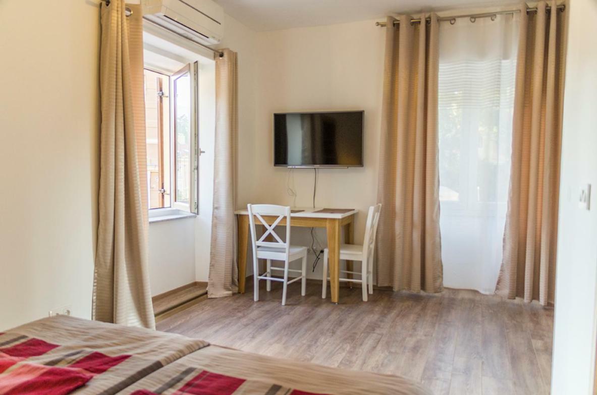 Guesthouse Klaudia Abbázia Kültér fotó